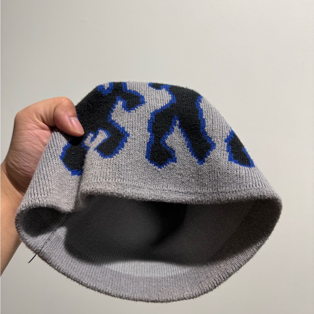 Vintage Flame Knit Beanie - Picture 3 of 4